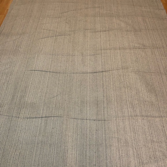 Large floor Rug - Picture 4 of 5